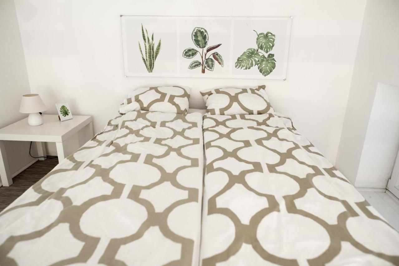 N28 Studio Apartment In Andrassy Boulevard. Βουδαπέστη Εξωτερικό φωτογραφία